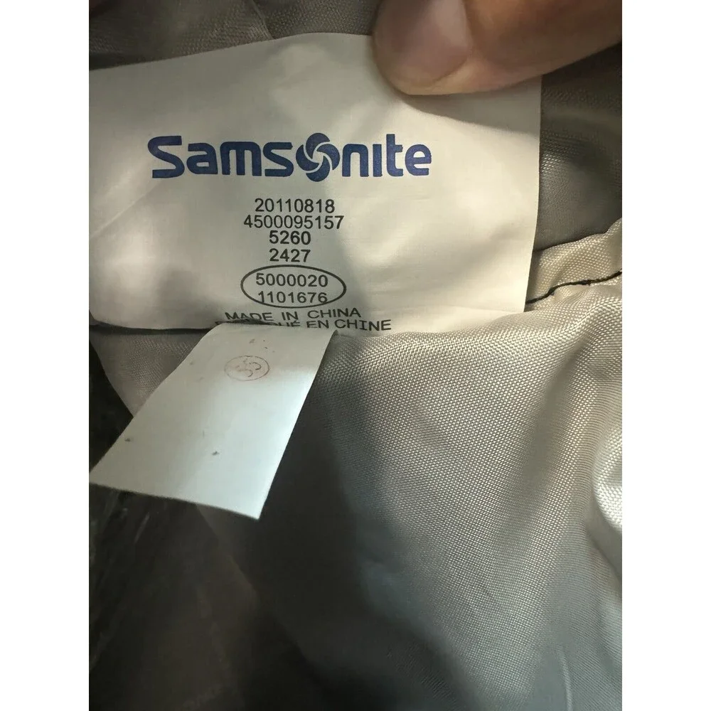 New Samsonite Black 18 12 9 Carry On Bag Shoulder Strap Briefcase Travel Laptop